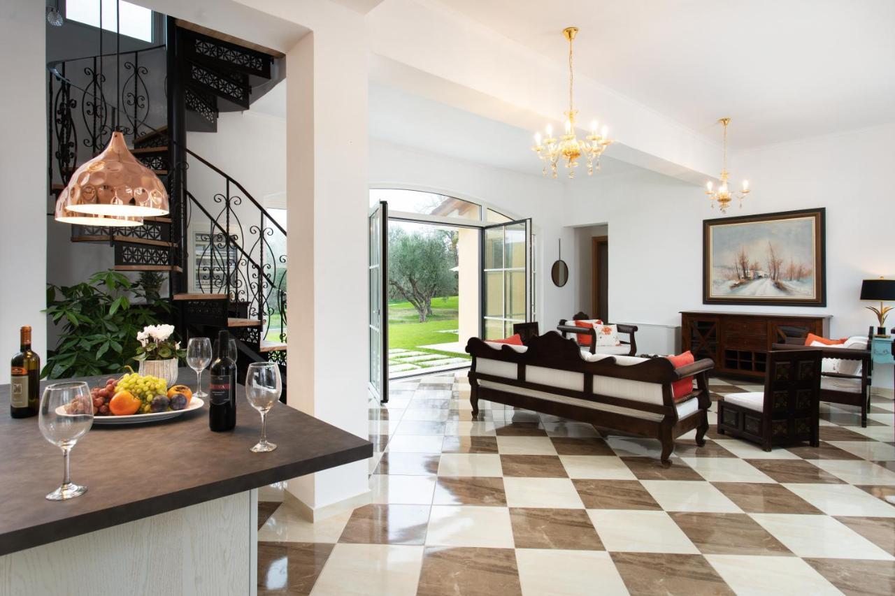 Aneli Luxury Villas - Villa Semeli Áyios Kírikos Bagian luar foto